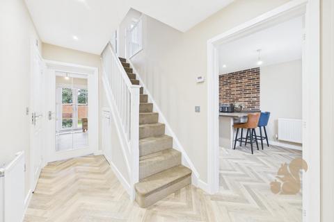 4 bedroom detached house for sale, Grace Farrant Road, Great Cornard