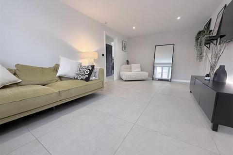 5 bedroom detached house for sale, Maes Y Ffion, Aberdare CF44