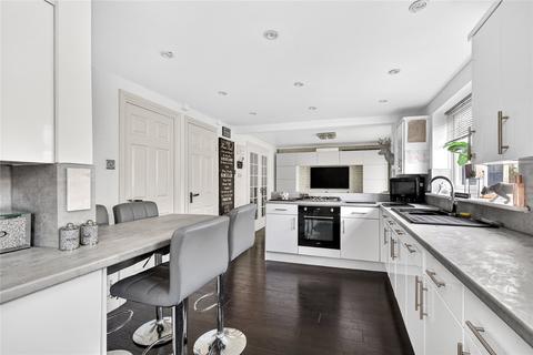 4 bedroom detached house for sale, Cressida Chase, Warfield, Bracknell, Berkshire, RG42