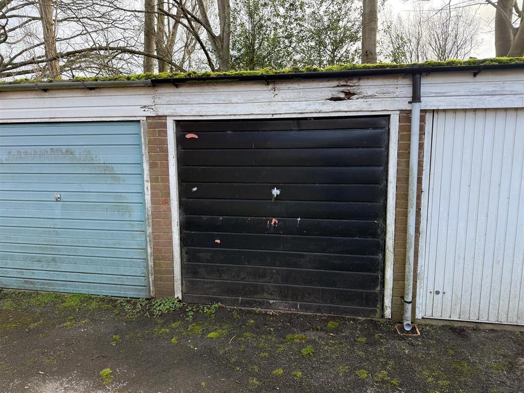 SD20 Garage.jpg