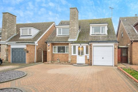 3 bedroom detached house for sale, Jaywick Lane, CLACTON-ON-SEA