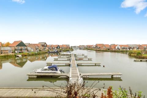 undefined, Marine Approach, Lincoln