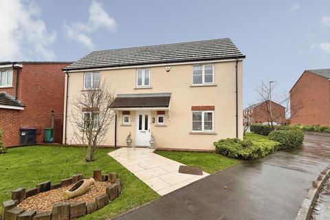 4 bedroom detached house for sale, Stone Drive, Telford TF11