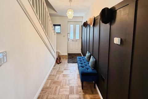 4 bedroom detached house for sale, Stone Drive, Telford TF11