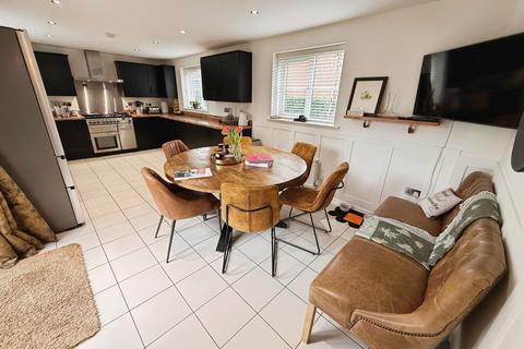 4 bedroom detached house for sale, Stone Drive, Telford TF11