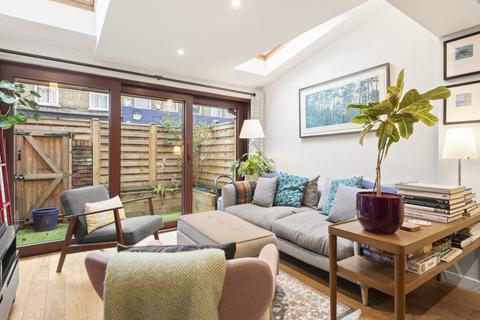4 bedroom terraced house for sale, Britannia Close, London, SW4