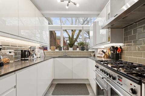 4 bedroom terraced house for sale, Britannia Close, London, SW4