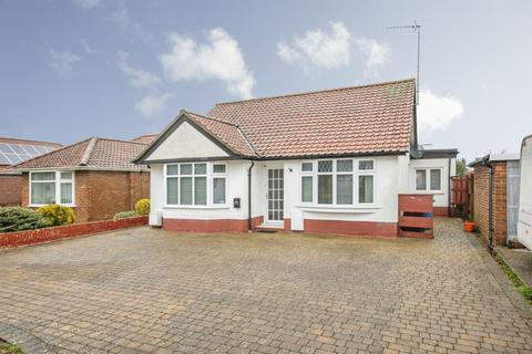 3 bedroom detached bungalow for sale, Chelsworth Avenue, Ipswich
