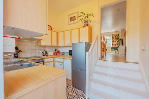 2 bedroom ground floor flat for sale, Kirtleton Avenue, Weymouth