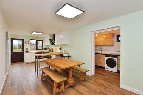 undefined, Harebell Close, Walnut Tree, Milton Keynes