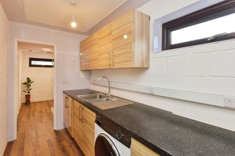 undefined, Harebell Close, Walnut Tree, Milton Keynes