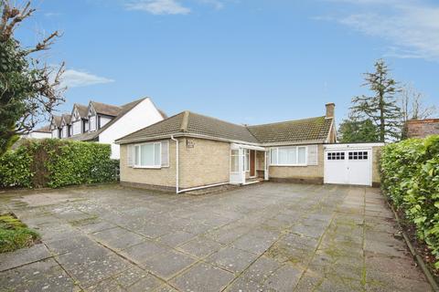 2 bedroom detached bungalow for sale, Station Road, Balsall Common