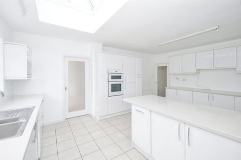 2 bedroom detached bungalow for sale, Station Road, Balsall Common
