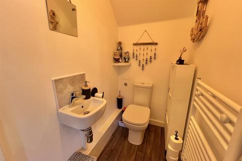 3 bedroom semi-detached house for sale, Wellington Drive, Middleton St. George, Darlington