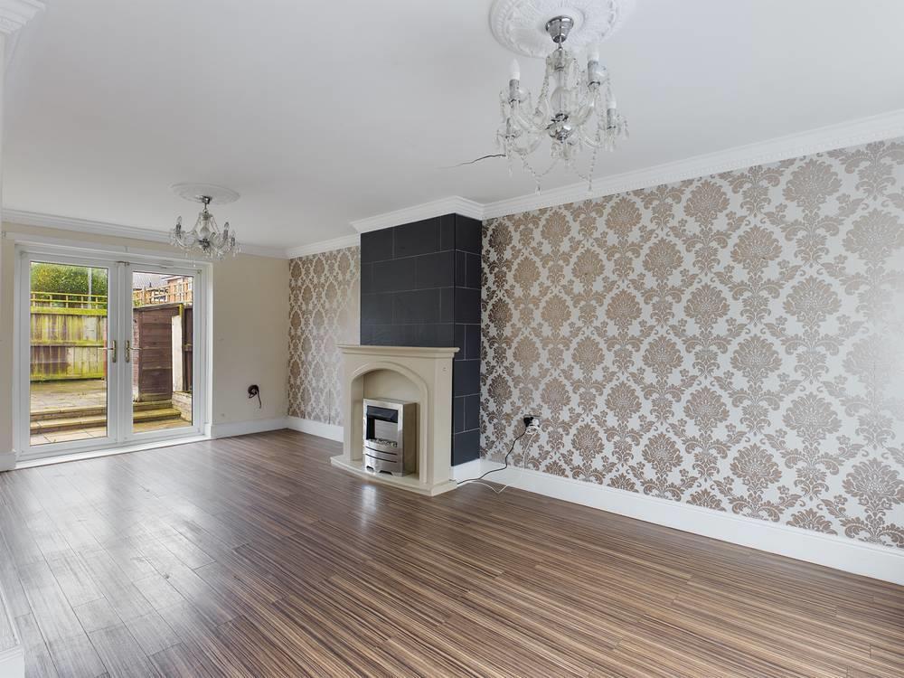 CAM00510 P1-PR0061-STILL01-thumbnail-h750-70.jpg