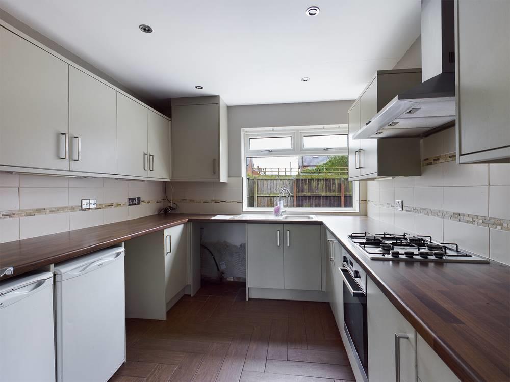 CAM00510 P1-PR0061-STILL02-thumbnail-h750-70.jpg