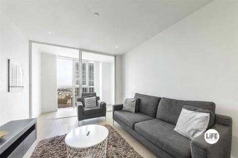 1 bedroom flat for sale, Sky Gardens, London SW8