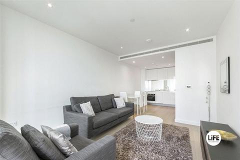 1 bedroom flat for sale, Sky Gardens, London SW8