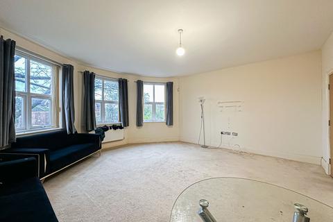 1 bedroom flat for sale, Beresford Road, Prenton, CH43