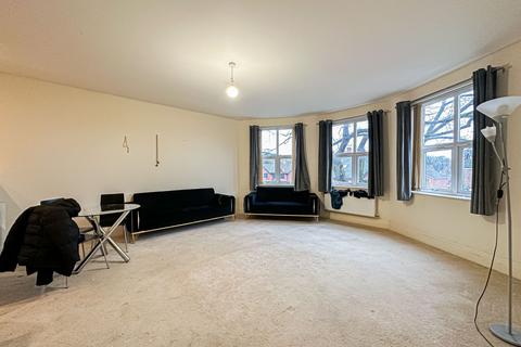 1 bedroom flat for sale, Beresford Road, Prenton, CH43