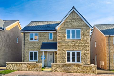 4 bedroom detached house for sale, The Crescent, Ketton, Stamford