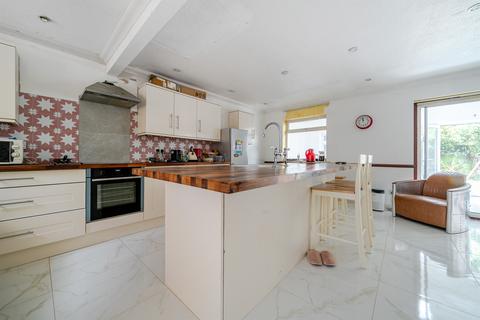 2 bedroom end of terrace house for sale, Boleyn Way, Barnet