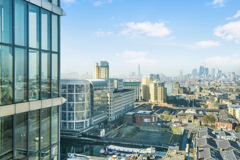 undefined, West India Quay, Hertsmere Road E14