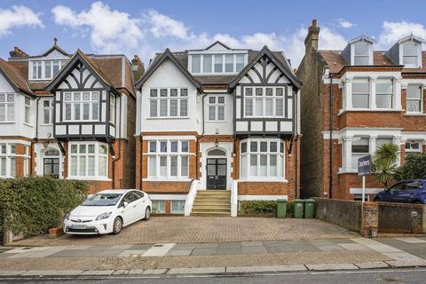 3 bedroom flat for sale, Kings Road, Richmond TW10