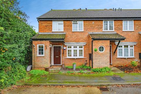 1 bedroom maisonette for sale, Harding Close, Watford