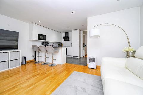 1 bedroom maisonette for sale, Harding Close, Watford