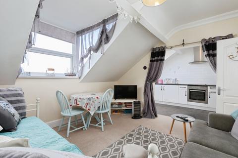 1 bedroom flat for sale, Carlisle Road, Bridlington, YO15