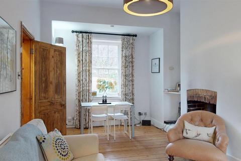 2 bedroom terraced house to rent, Barnack Road, Stamford