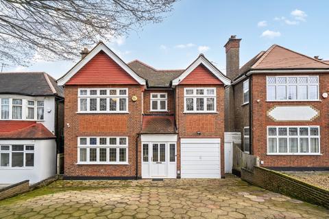 4 bedroom detached house for sale, Shaftesbury Avenue, Kenton, HA3 0QX