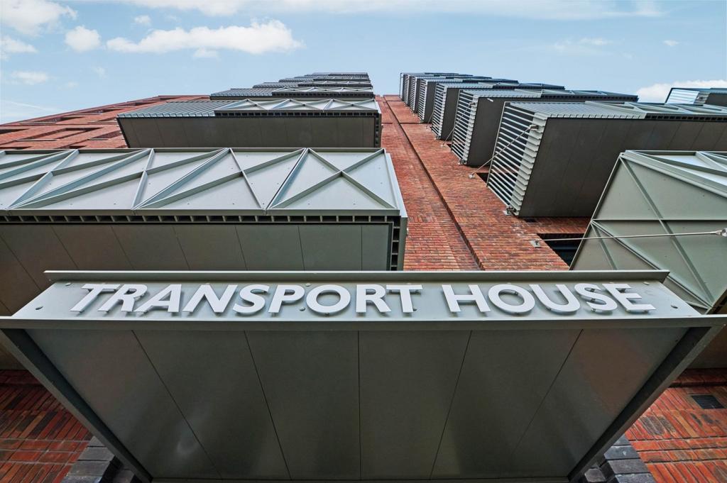KFH - Transport Hous