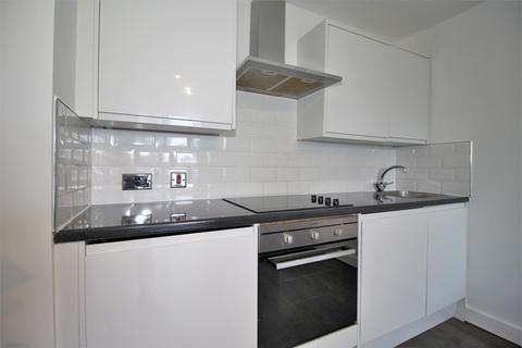 2 bedroom flat to rent, Oman Avenue, London NW2