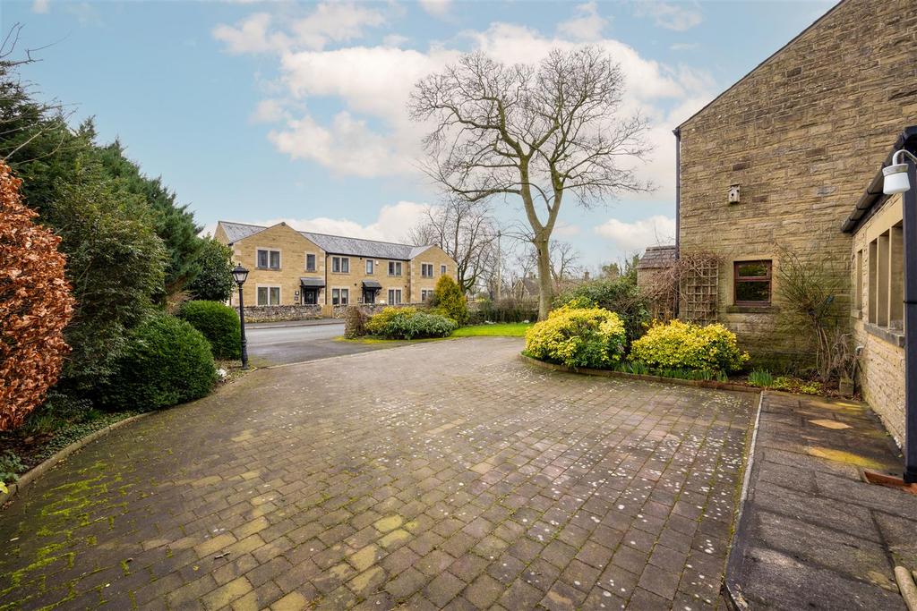 Front Garden &amp; Parking