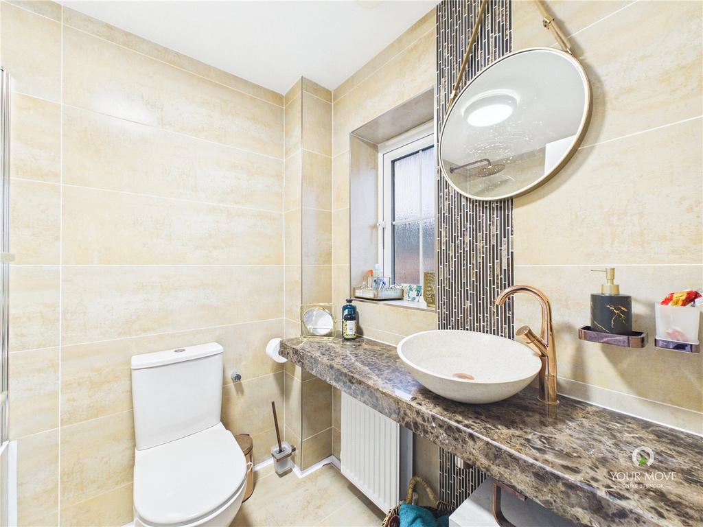 Bathroom/Wc