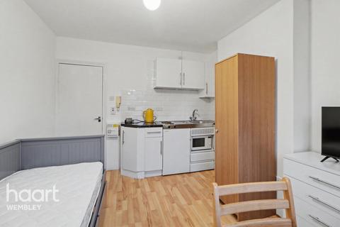 undefined, Buxton Road, London