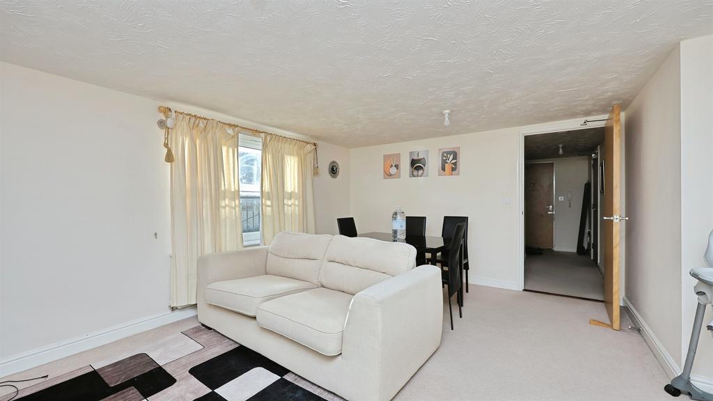 2-Bed at Caddow Road