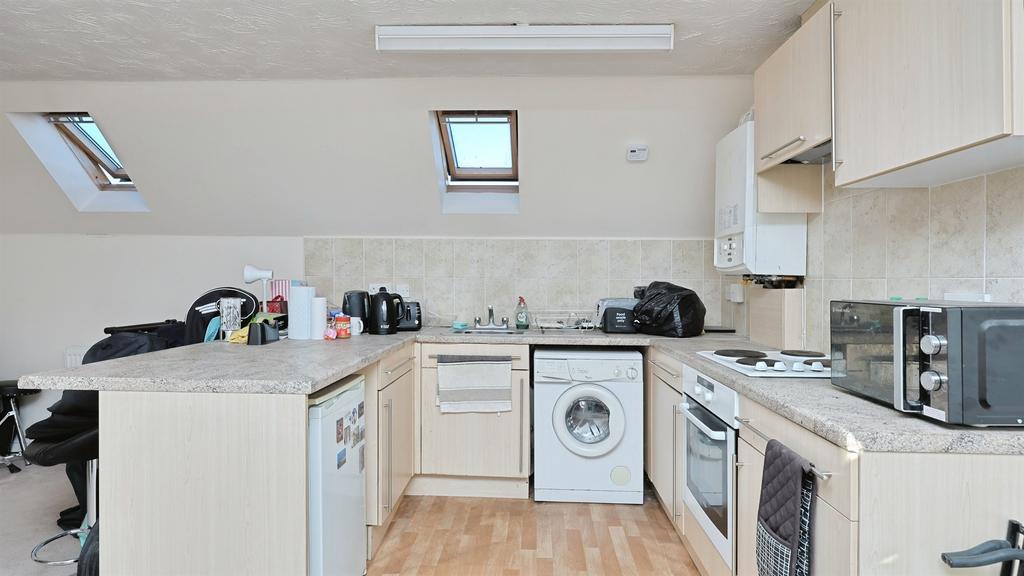 1-Bed at Caddow Road