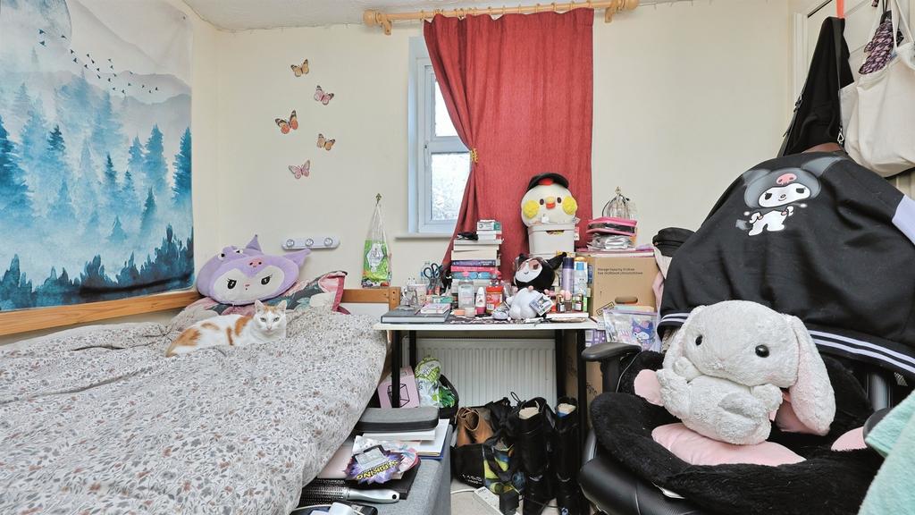 2-Bed At Caddow Road
