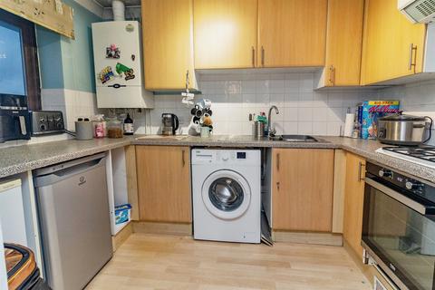 2 bedroom apartment for sale, Queensbury Lane, Monkston Park, Milton Keynes