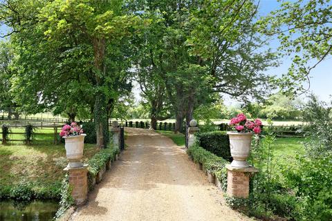 6 bedroom equestrian property for sale, Thame Road, Tetsworth, Thame, Oxfordshire, OX9