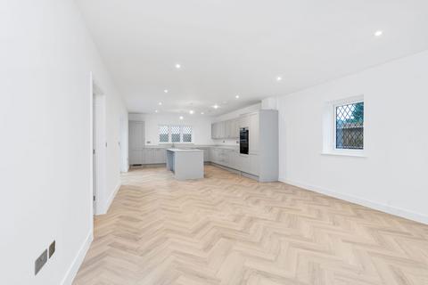 5 bedroom detached house for sale, Fuller Way, Wootton, MK43
