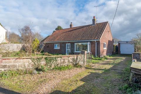 2 bedroom bungalow for sale, Creake Road, Sculthorpe, NR21
