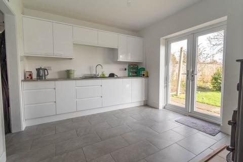 2 bedroom bungalow for sale, Creake Road, Sculthorpe, NR21