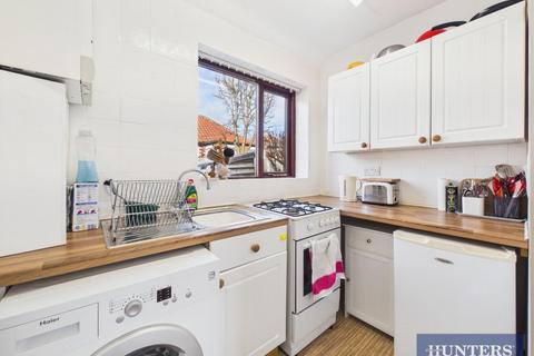 2 bedroom semi-detached bungalow for sale, West Vale, Filey