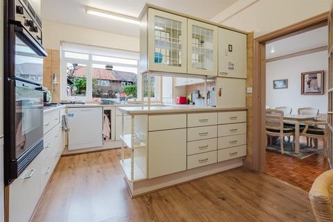 3 bedroom semi-detached house for sale, Chiltern Drive, Hale, Altrincham