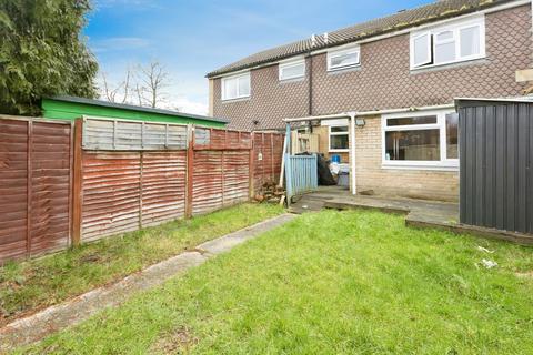 3 bedroom terraced house for sale, Brettingham Close, Crawley