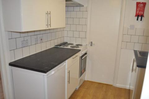 1 bedroom flat to rent, 2 Wolverton Gardens, London, W6